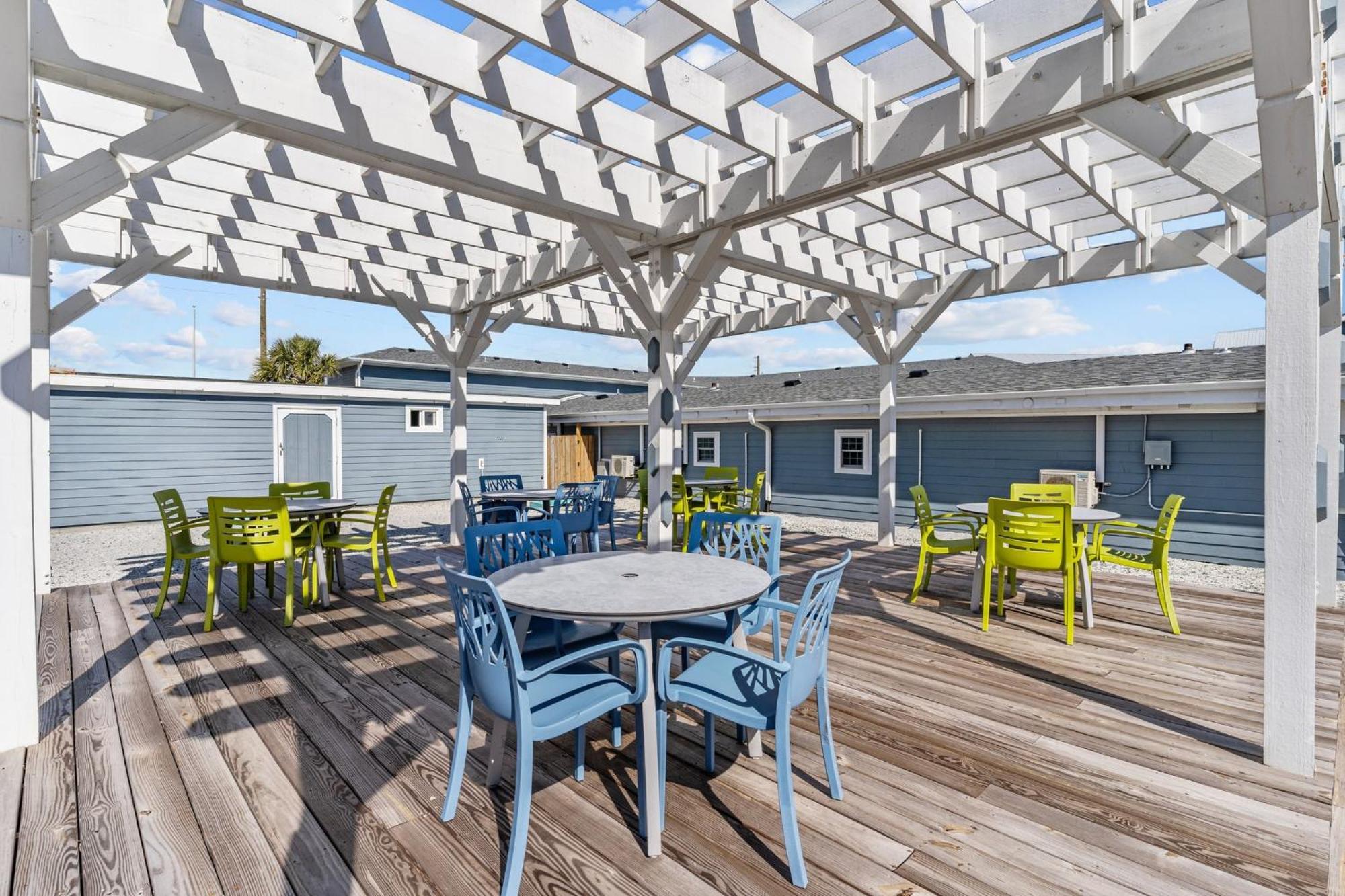 Loggerhead Inn And Suites Surf City Eksteriør billede